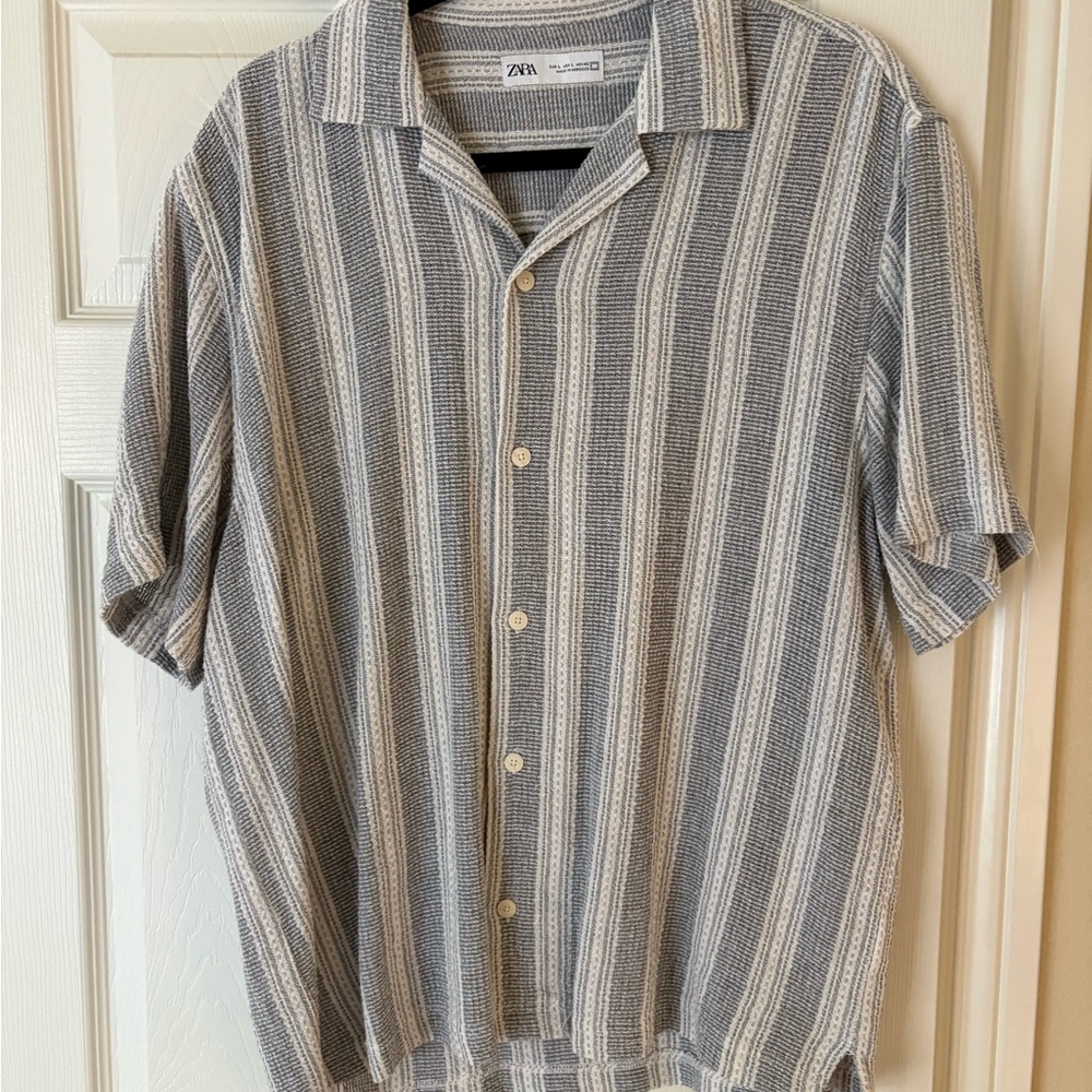 Zara Men's Casual Blue and White Striped Shirt